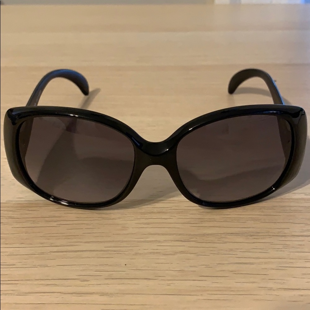 Fendi sunglasses